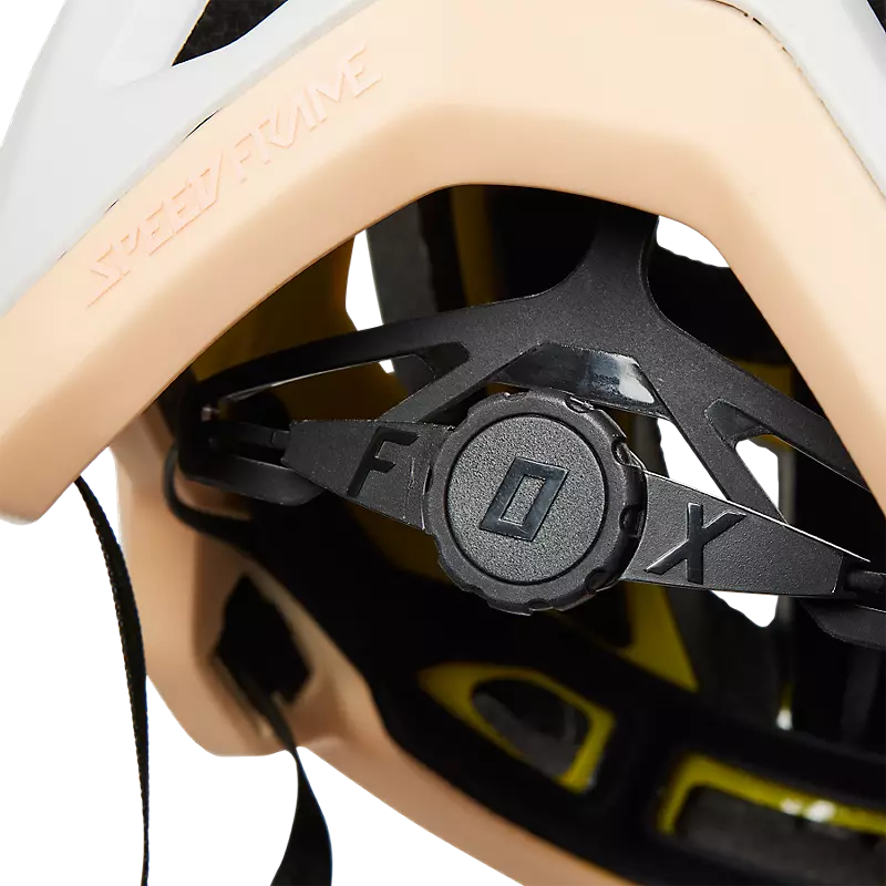 Chargez l'image dans la visionneuse de la galerie, Fox Helmet Speedframe CE Vintage White - Maison du Vélo