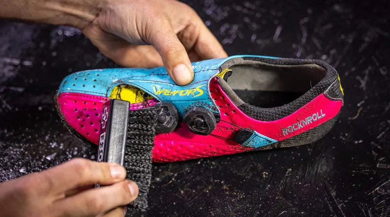 Load image into Gallery viewer, Muc-Off Premium Bike Wooden Shoe Brush