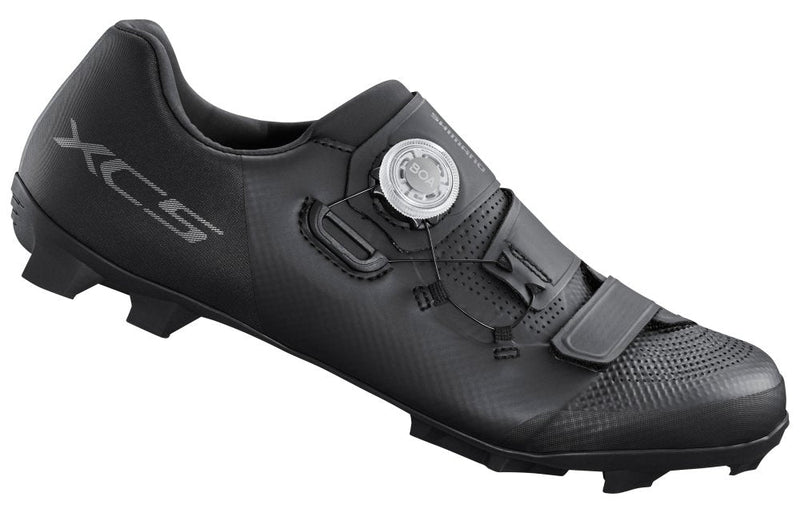 Chargez l'image dans la visionneuse de la galerie, SHIMANO Shoes MTB SH-XC5 SPD Black with BOA L6 dial and ULTREAD XC rubber outsole.