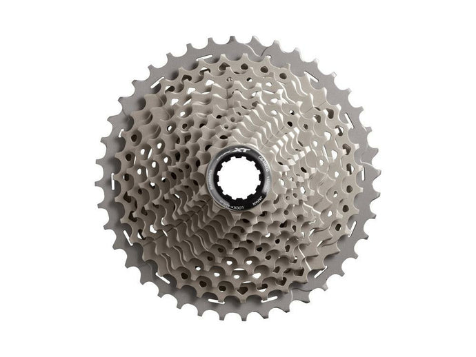 SHIMANO Cassette XT CS-M8000 12-speed 11-45T with aluminum and steel construction for precise gear changes.